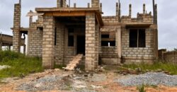 Uncompleted 6bedrooms all ensuite for sale at Amasman Doblo