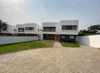 Four 4-Bedroom Townhouses for Sale/Rent at Tse Addo