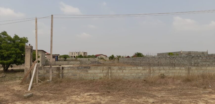 REGISTERED LAND TITLE CERTIFICATE 2 PLOT OF LAND FOR SALE AT TEMA COMMUNITY 25 IN A GATED COMMUNITY GREEN ESTATE.