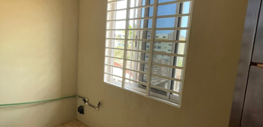 2 bedroom apartment for rent at Adjiringanor