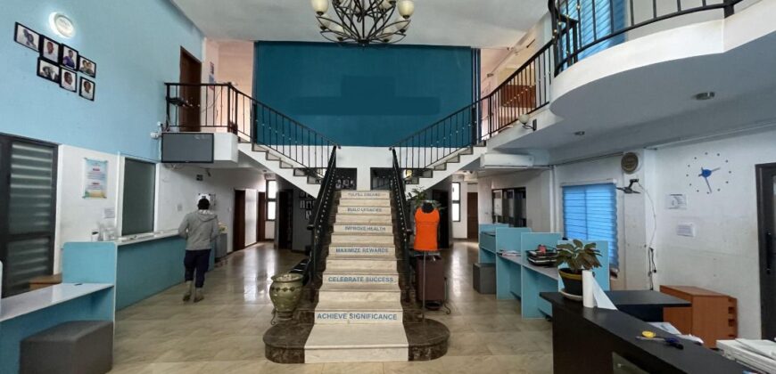 Luxurious 5 Bedroom Self Compound House For Sale In East Legon, Accra-Ghana.