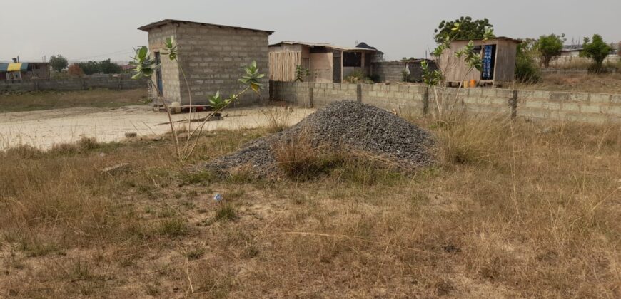 REGISTERED LAND TITLE CERTIFICATE 2 PLOT OF LAND FOR SALE AT TEMA COMMUNITY 25 IN A GATED COMMUNITY GREEN ESTATE.