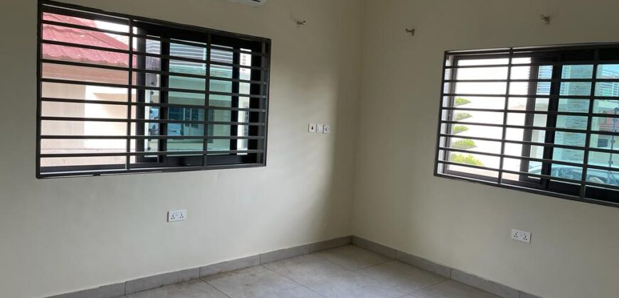 3 bedrooms with one boys quarter for rent at Tse Addo