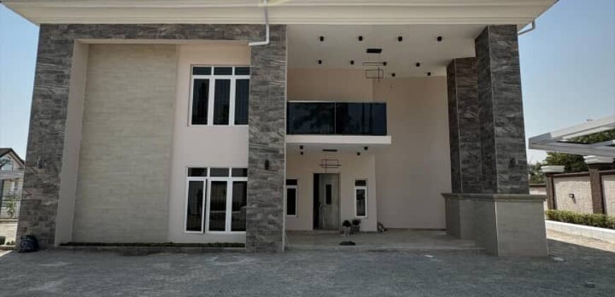 Luxurious 8 Bedroom Detached Duplex mansion For Sale At Maitama District, Abuja