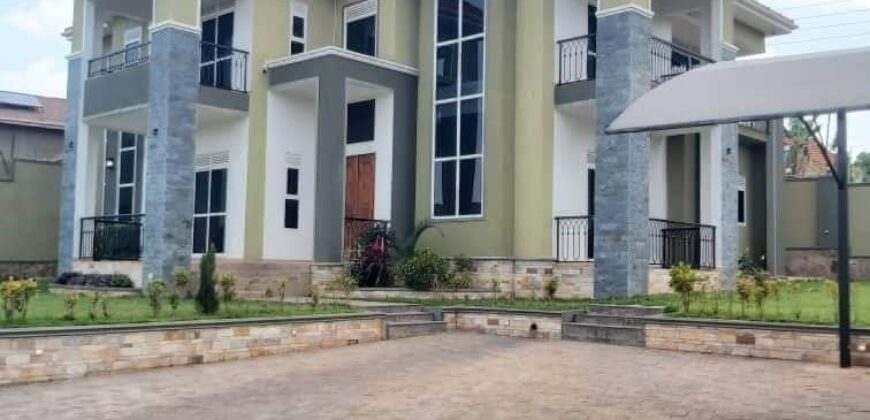 THE DISTINCTION DWELLING OF A 4 AND 5 BEDROOM APARTMENT FOR SALE AT UGANDA -KAMPALA