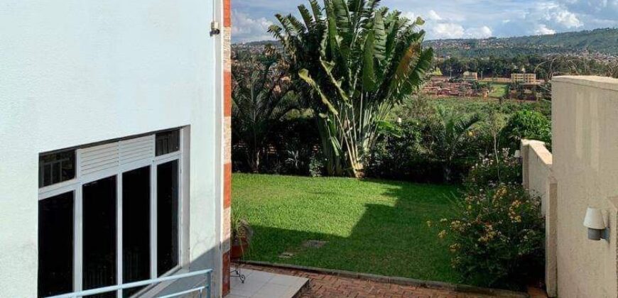 A SOPHISTICATED SUITES OF A 4 BEDROOM HOUSE FOR RENT AT RWANDA- KIMIHURURA