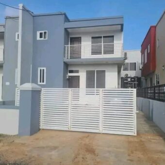 Neat 2Bedroom apartment@ East legon hill