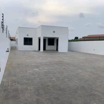 Newly built 3Bedroom House@ Samumono