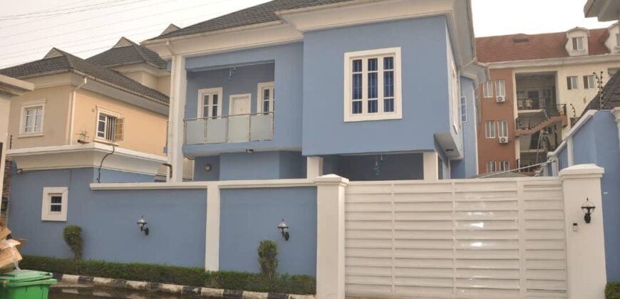 5 BEDROOM FULLY DETACHED