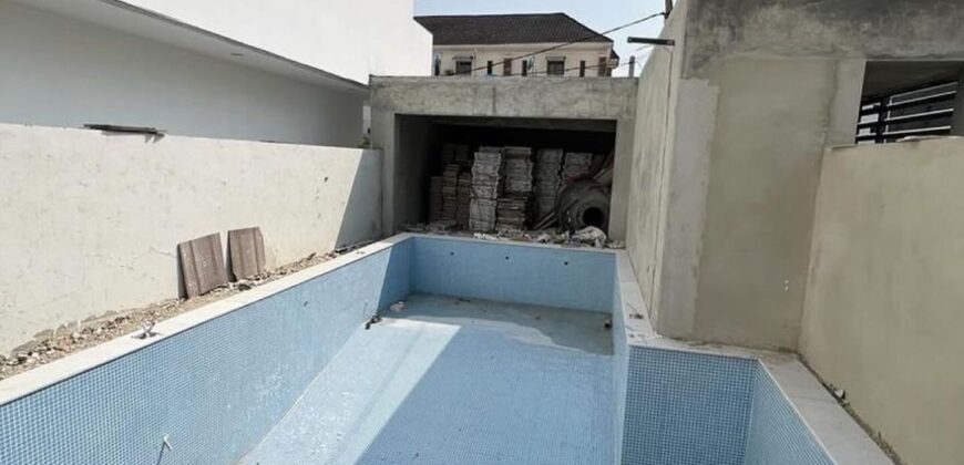 SERVICED 2 BEDROOM APARTMENT WITH POOL FOR 120,000,000 NAIRA