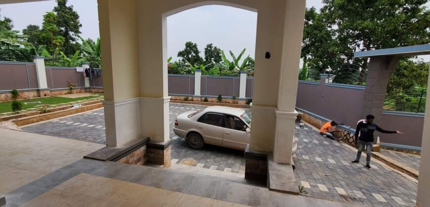 PROSPECTIVE HOME OF A 4BEDROOM HOUSE FOR SALE AT UGANDA -KIRA