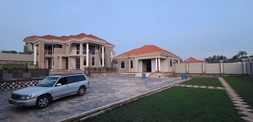 STUNNING ABODE OF A 6BEDROOM SELF-CONTAINED FOR SALE AT UGANDA -KIRA