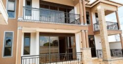 RIGHT PLACE OF A 4 BEDROOM HOUSE FOR SALE AT UGANDA KITENDE, ENTEBBE