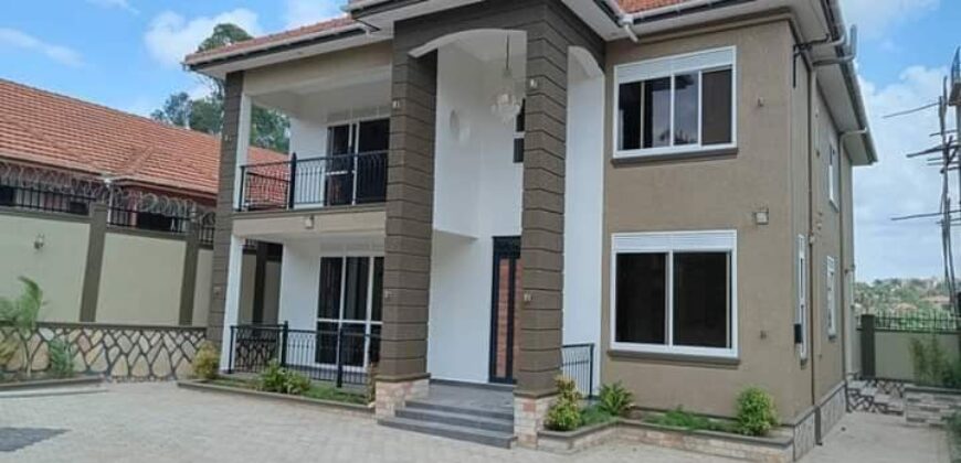 GRAND VIEW OF A 5 BEDROOM HOUSE FOR SALE AT UGANDA -KIRA,MAMELTO