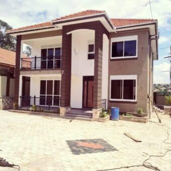 GRAND VIEW OF A 5 BEDROOM HOUSE FOR SALE AT UGANDA -KIRA,MAMELTO