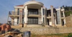 BEAUTIFUL DUPLEX VILLA OF A 6BEDROOM HOUSE FOR SALE AT UGANDA, AKHRIGHT CITY