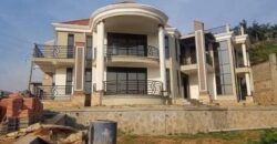 BEAUTIFUL DUPLEX VILLA OF A 6BEDROOM HOUSE FOR SALE AT UGANDA, AKHRIGHT CITY