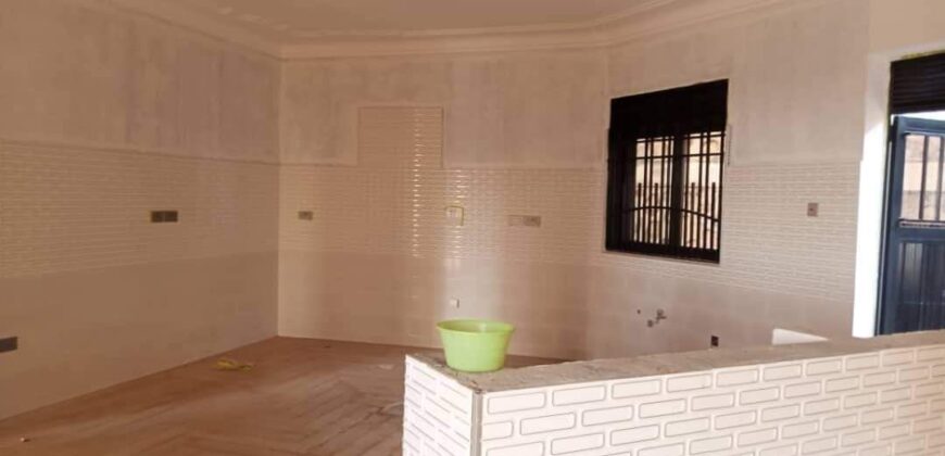 BEAUTIFUL DUPLEX VILLA OF A 6BEDROOM HOUSE FOR SALE AT UGANDA, AKHRIGHT CITY