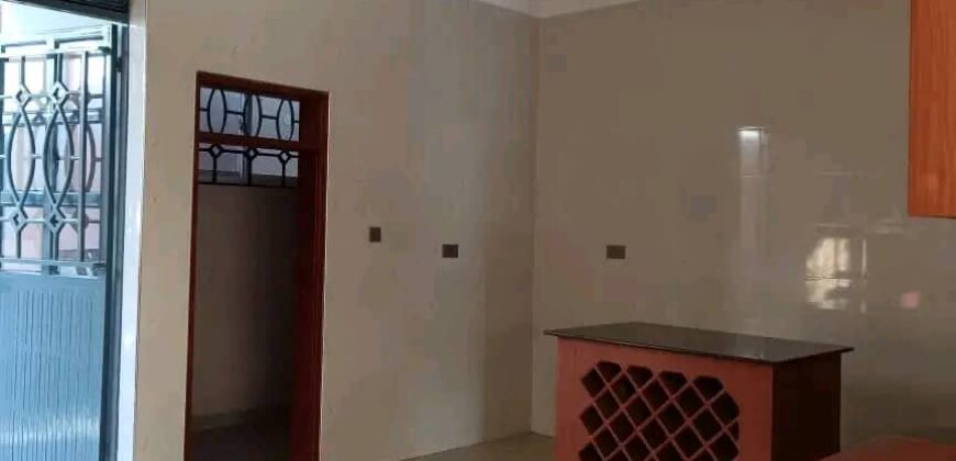 A CRAFTSMANSHIP 4 BEDROOM HOUSE FOR SALE AT UGANDA -KIIRA