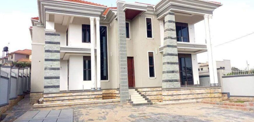 THE RESPLENDENT RESIDENT OF 5BEDROOM HOUSE FOR SALE AT UGANDA KIRA