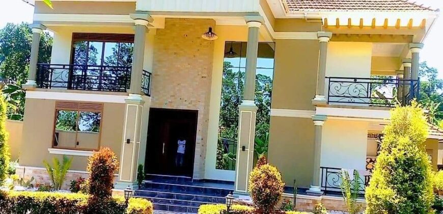 MAJESTIC 7BEDROOM HOUSE FOR SALE IN UGANDA -KIIRA