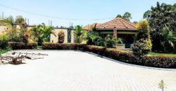 MAJESTIC 7BEDROOM HOUSE FOR SALE IN UGANDA -KIIRA