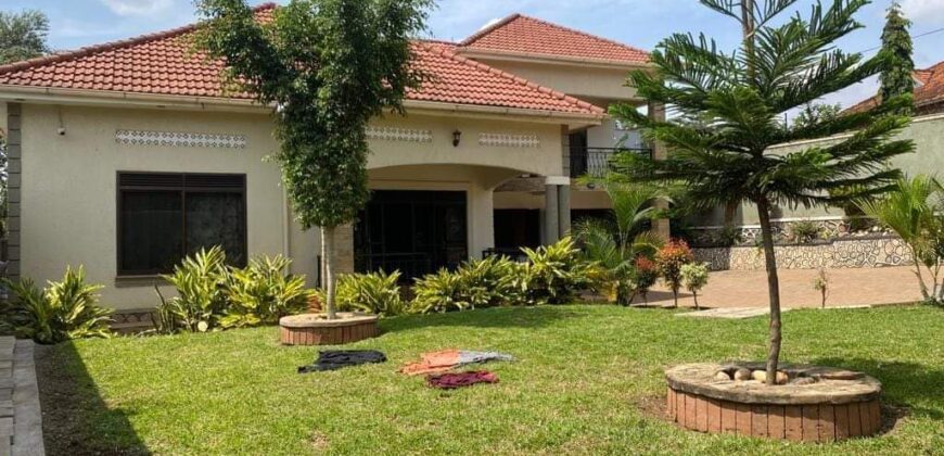 BRIGHT 5BEDROOM HOUSE FOR SALE AT UGANDA -KAMPALA