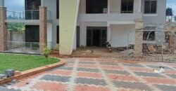 DESIRABLE 5BEDROOM HOUSE FOR SALE AT UGANDA-BWEBAJJA