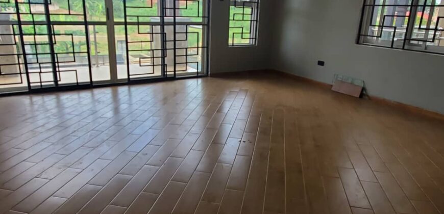 IMMACULATE HOUSE OF 5BEDROOM APARTMENT FOR SALE AT UGANDA -KYANJA