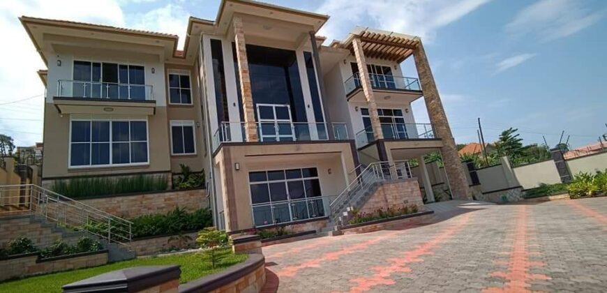 INNOVATIVE OF A 7BEDHOUSE FOR SALE AT UGANDA -KAMPALA