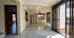 A BEAUTIFUL MANSION OF A 6BEDROOM HOUSE FOR SALE AT UGANDA -KIGO