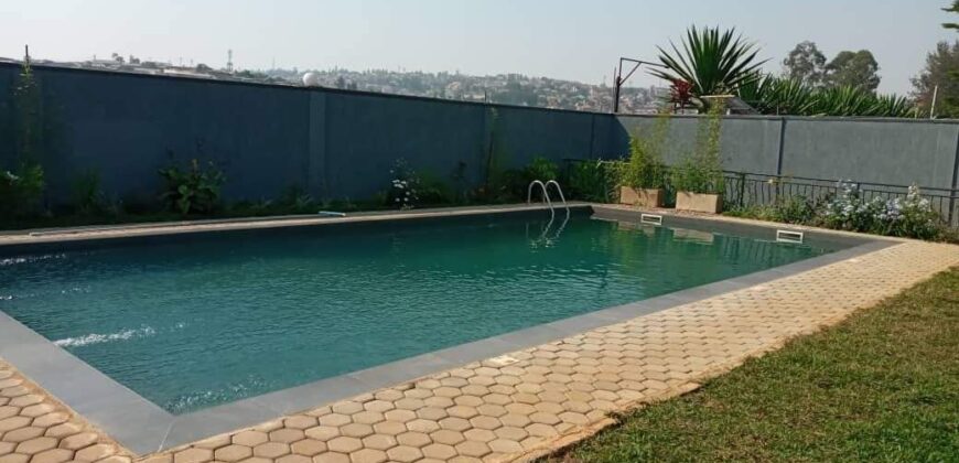 A RELAXING HOUSE OF 4BEDROOM HOUSE FOR RENT AT RWANDA-NYARUTARAMS