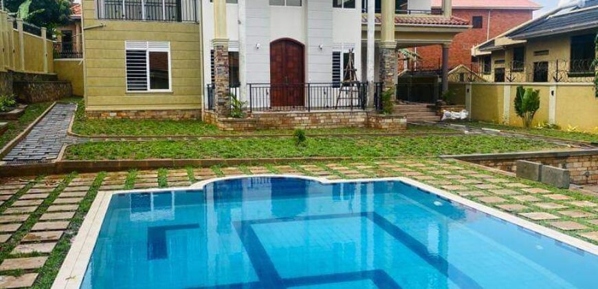 DIPLOMATIC FAMILY HOUSE WITH SWIMMING POOL, IN UGANDA KAMPALA CITY CENTER, 