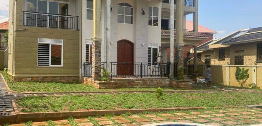 6BEDROOM HOUSE FOR SALE AT UGANDA NALYA