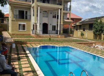 DIPLOMATIC FAMILY HOUSE WITH SWIMMING POOL, IN UGANDA KAMPALA CITY CENTER, 