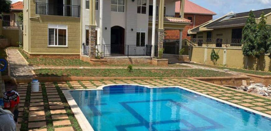 DIPLOMATIC FAMILY HOUSE WITH SWIMMING POOL, IN UGANDA KAMPALA CITY CENTER, 