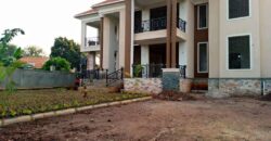 6BEDROOM HOUSE FOR SALE AT UGANDA NALYA