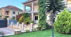 SWEET HOUSE OF 6BEDROOM FOR SALE AT UGANDA -MUNYONYO