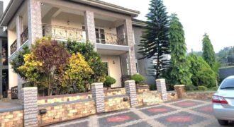 SWEET HOUSE OF 6BEDROOM FOR SALE AT UGANDA -MUNYONYO