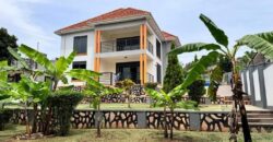 EXCELLENT 4BEDROOM HOUSE AT UGANDA- ENTEBBE