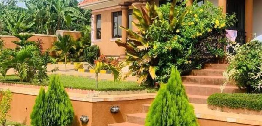 BEAUTIFUL HOUSE FOR SALE AT UGANDA-GARUGA