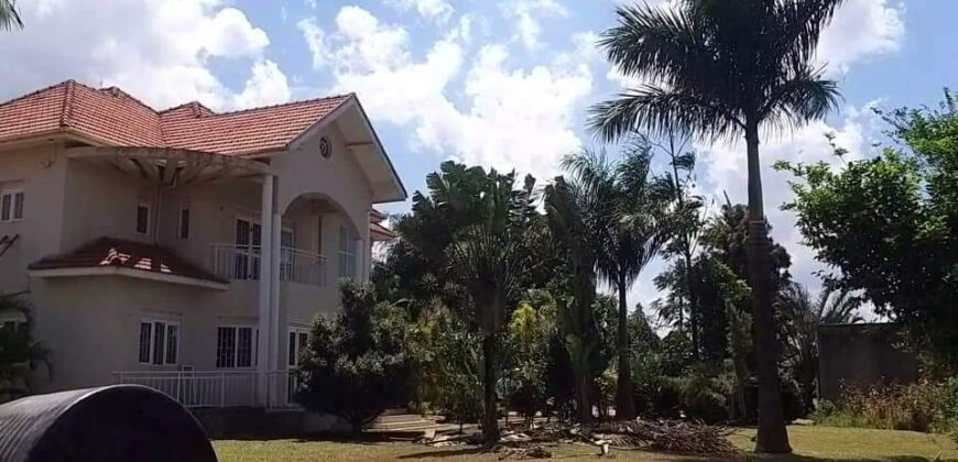 MARVELLOUS 7BEDROOM HOUSE FOR SALE AT UGANDA – GAYAZA NAMAVUNDA