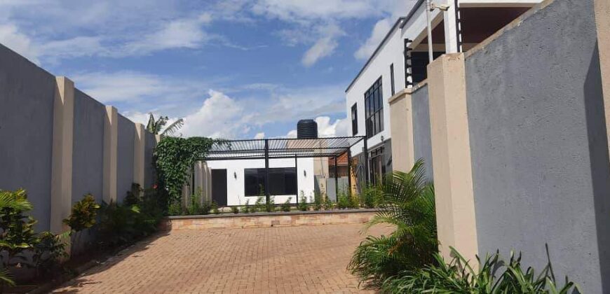 Beautiful house for sale at UGANDA- KISAASI