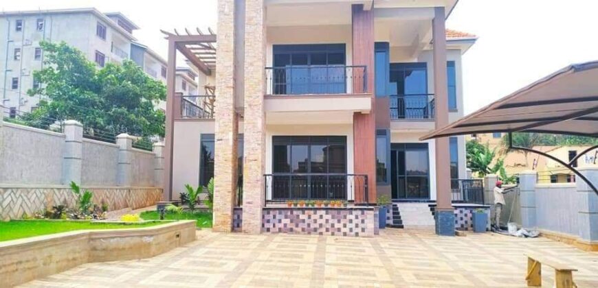 A BEAUTIFUL 5 BEDROOM HOUSE FOR SALE AT UGANDA -KYANJA