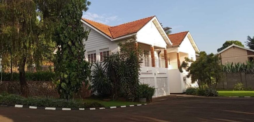 EXECUTIVE 5 BEDROOM HOUSE FOR SALE NAGURU KAMPALA