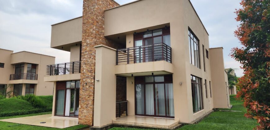 Beautiful 4 BEDROOM HOUSE FOR SALE AT UGANDA -KAMPALA