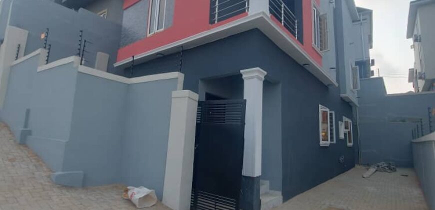 Newly Built luxury 4 bedroom fully detached duplex with a BQ