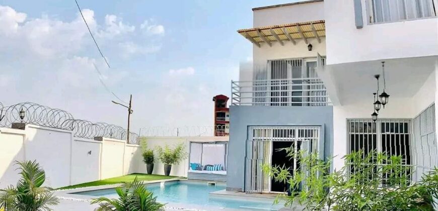 MAGNIFIQUE DUPLEX MEUBLÉ  À LOUER À ODZA , YAOUNDÉ; 150.000FCFA /Jour