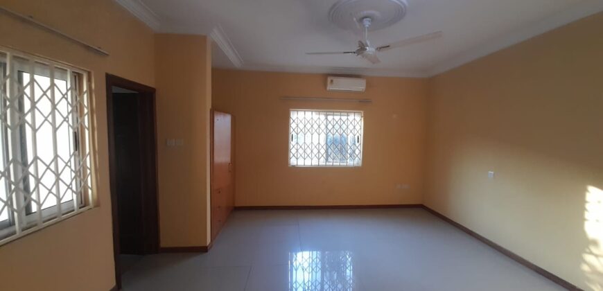 5BEDROOM WITH 1BEDROOM STAFF QUARTERS AND SECURITY POST SELF COMPOUND HOUSE FOR RENT AT WEST LAND.