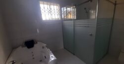 4BEDROOM WITH 1BEDROOM STAFF QUARTERS SELF COMPOUND HOUSE FOR RENT.